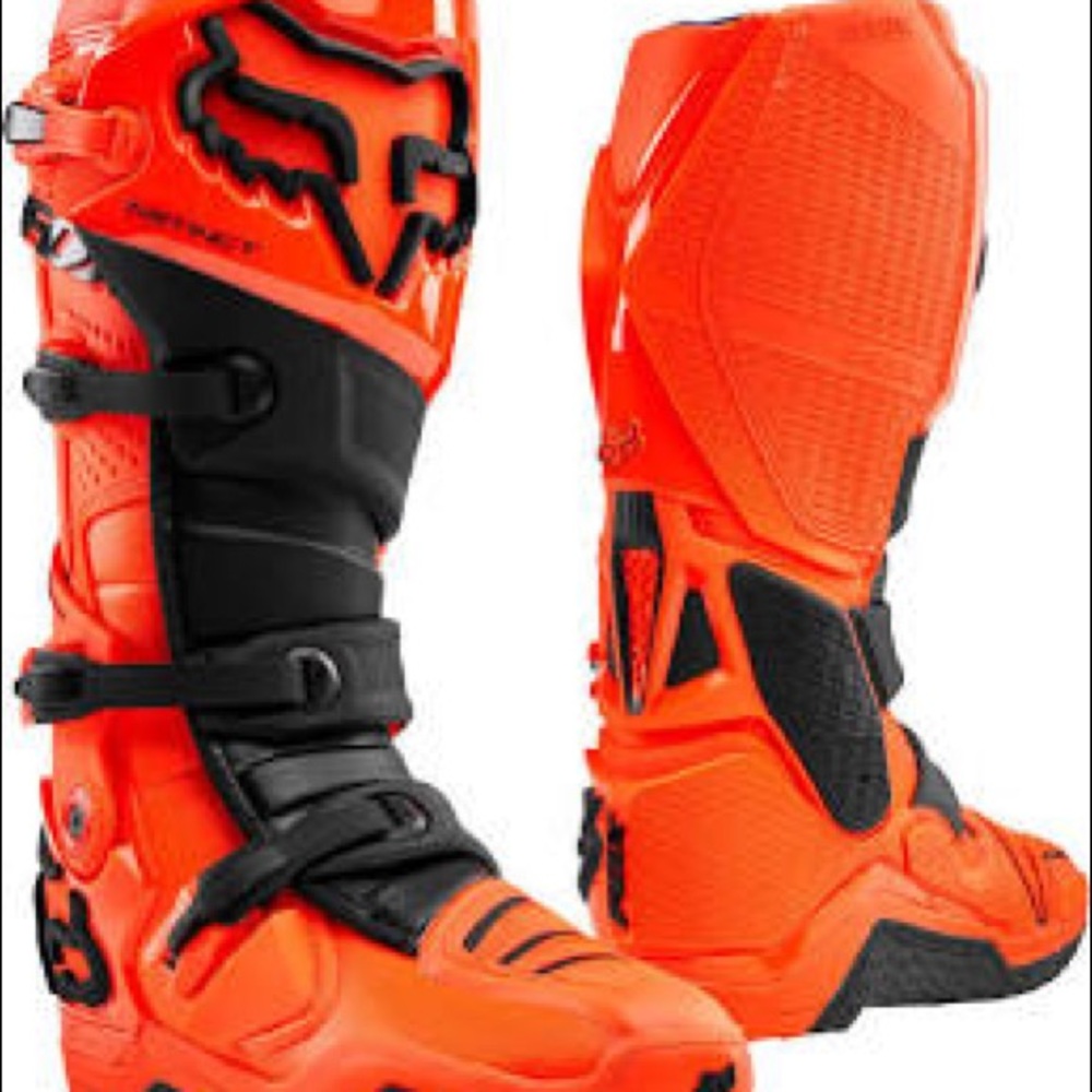 Looking for a pair of 3-4 motocross dirtbike boots.
